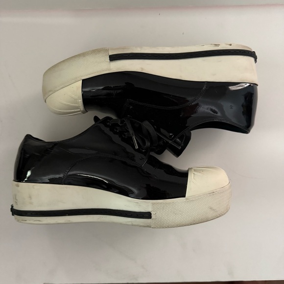 Miu miu Black and white Patent Leather Platform Sneakers size 37